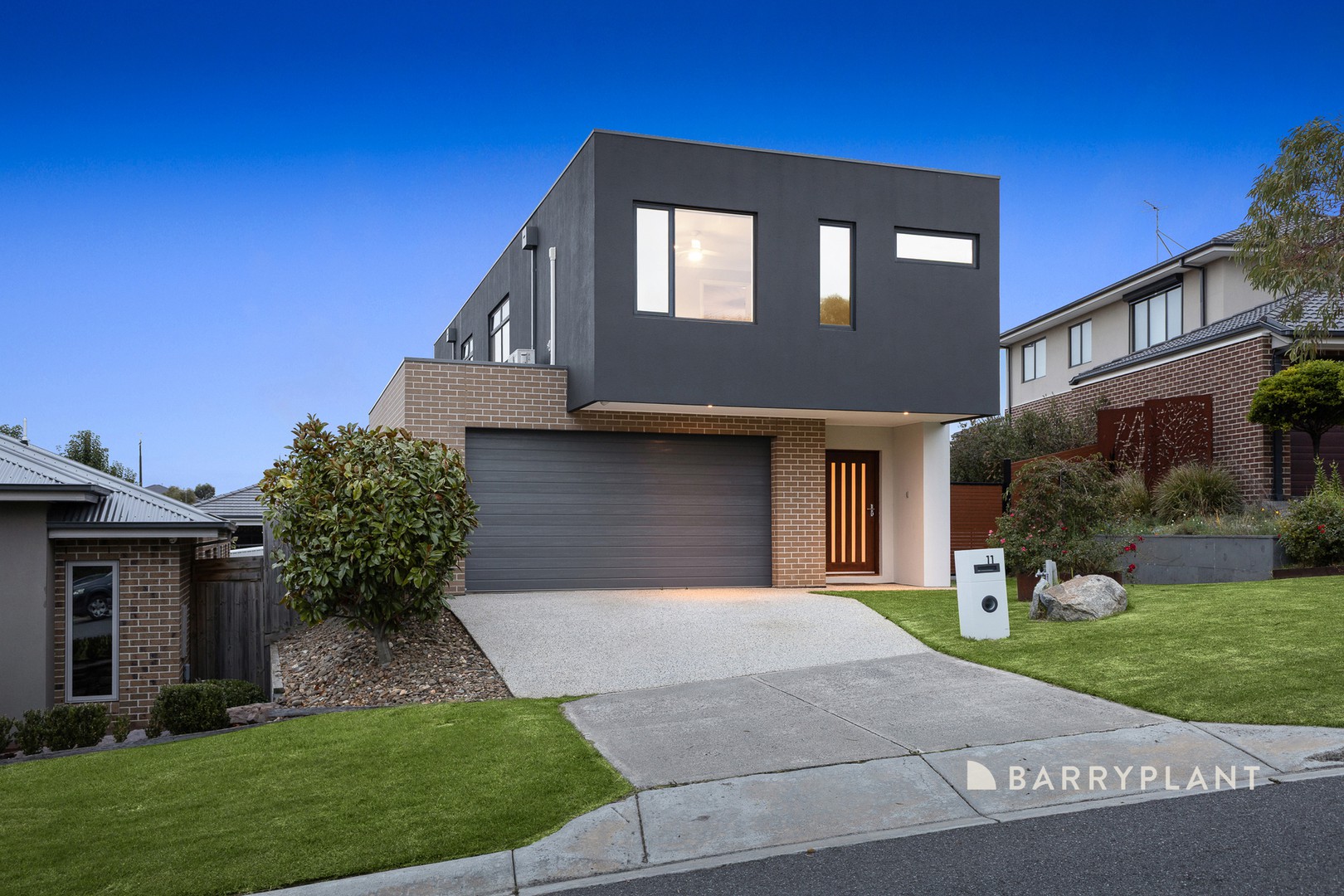 11 Skyline Drive, Officer, VIC 3809 - Thumbnail 2 - 08/04/2026