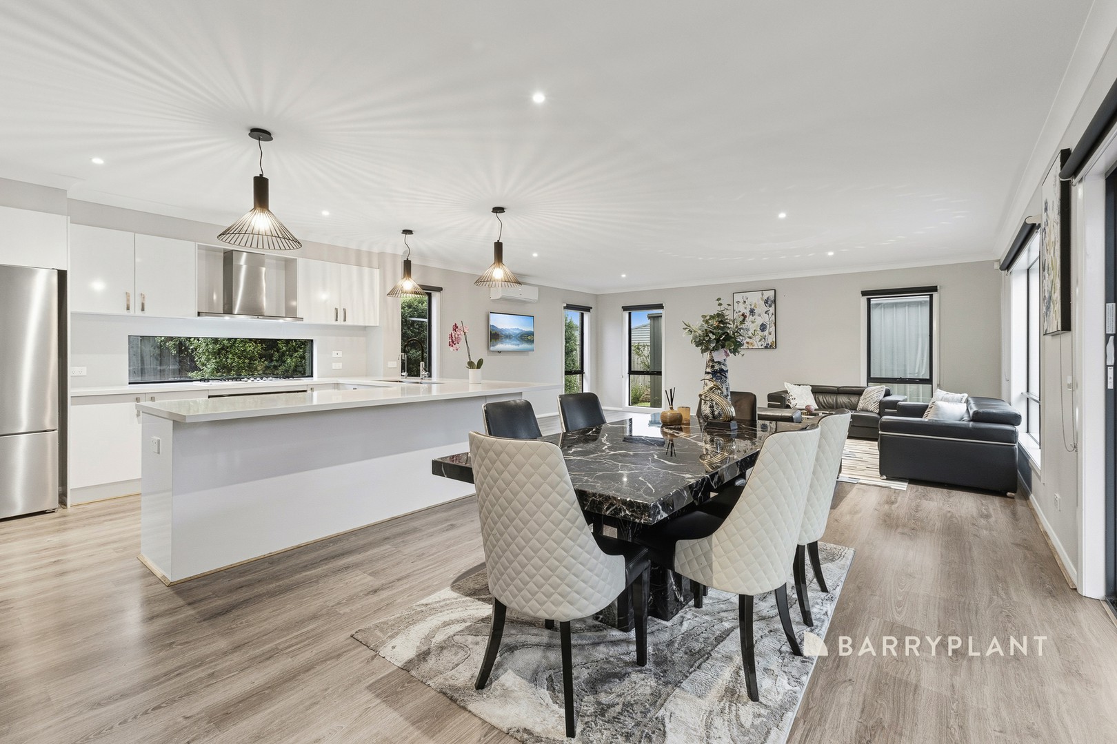11 Skyline Drive, Officer, VIC 3809, Officer - Thumbnail 6