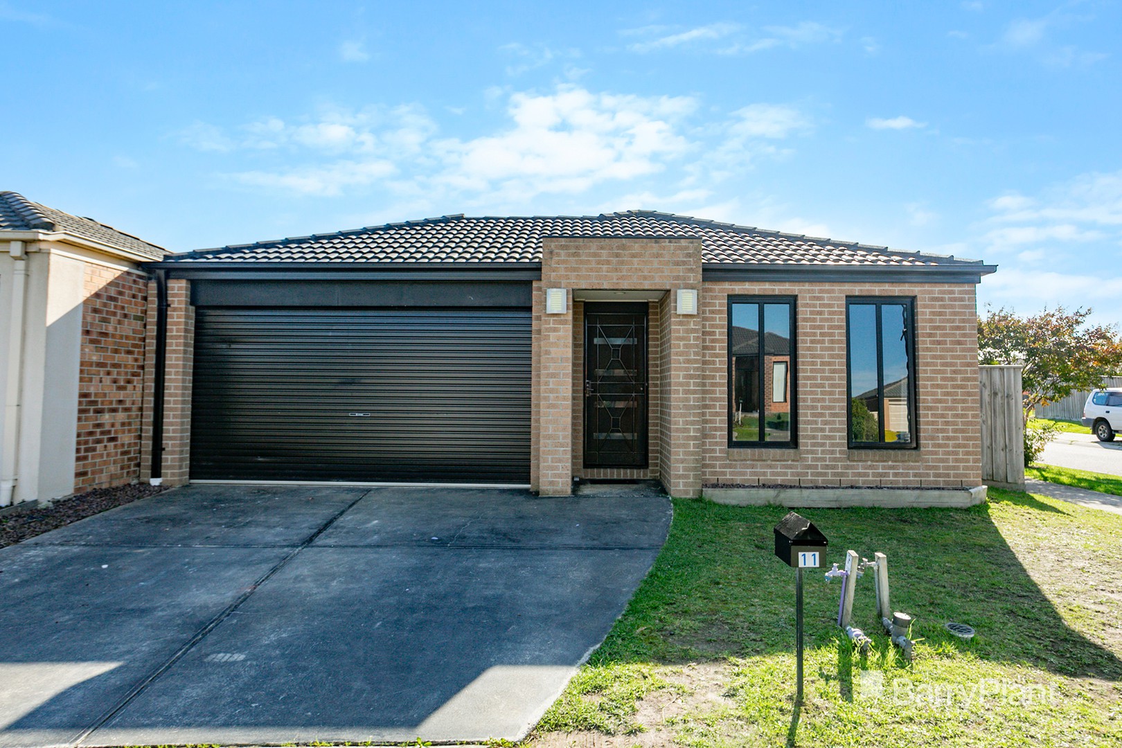11 Spinebill Street, Pakenham, VIC 3810, Pakenham - Thumbnail 2