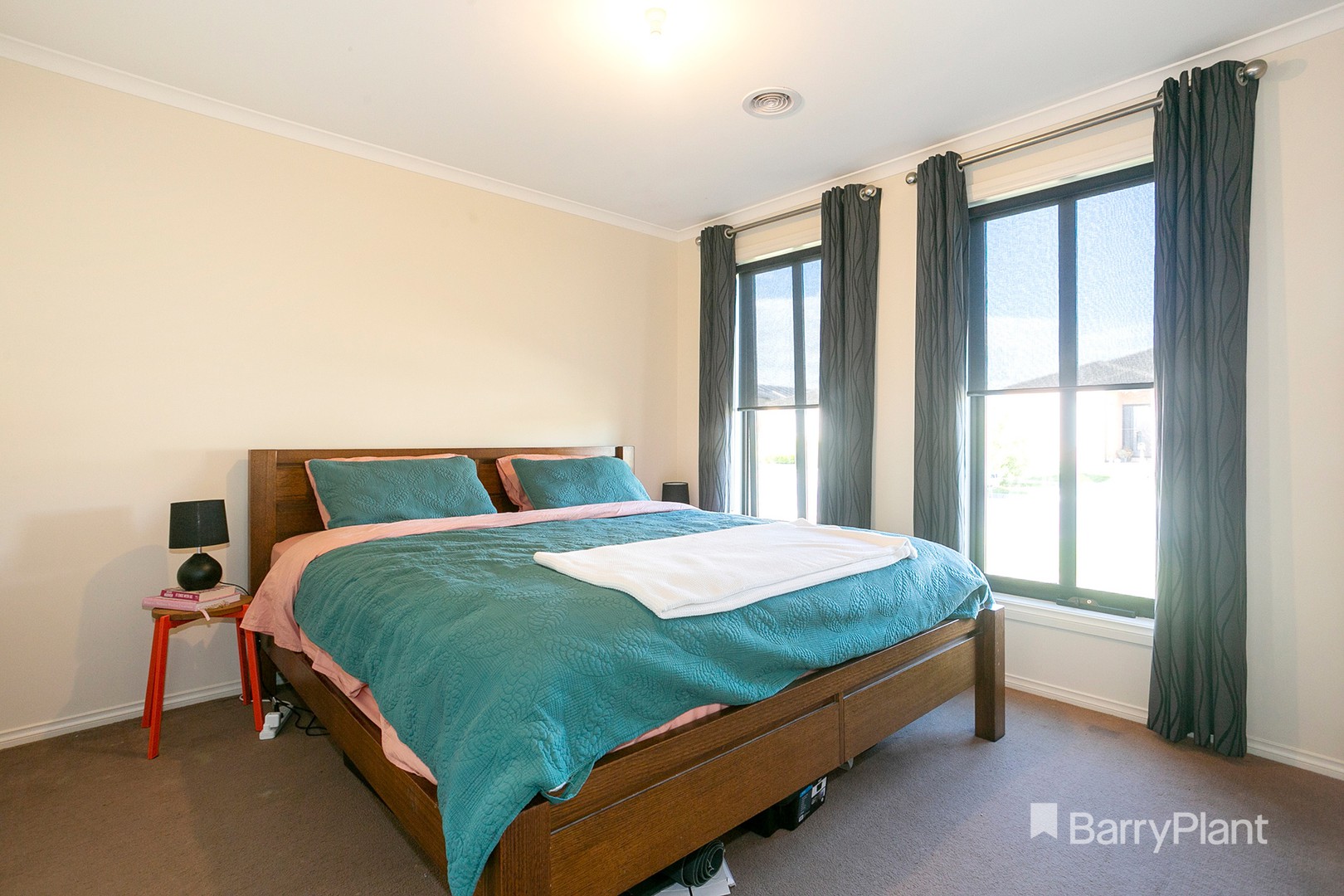 11 Spinebill Street, Pakenham, VIC 3810, Pakenham - Thumbnail 5