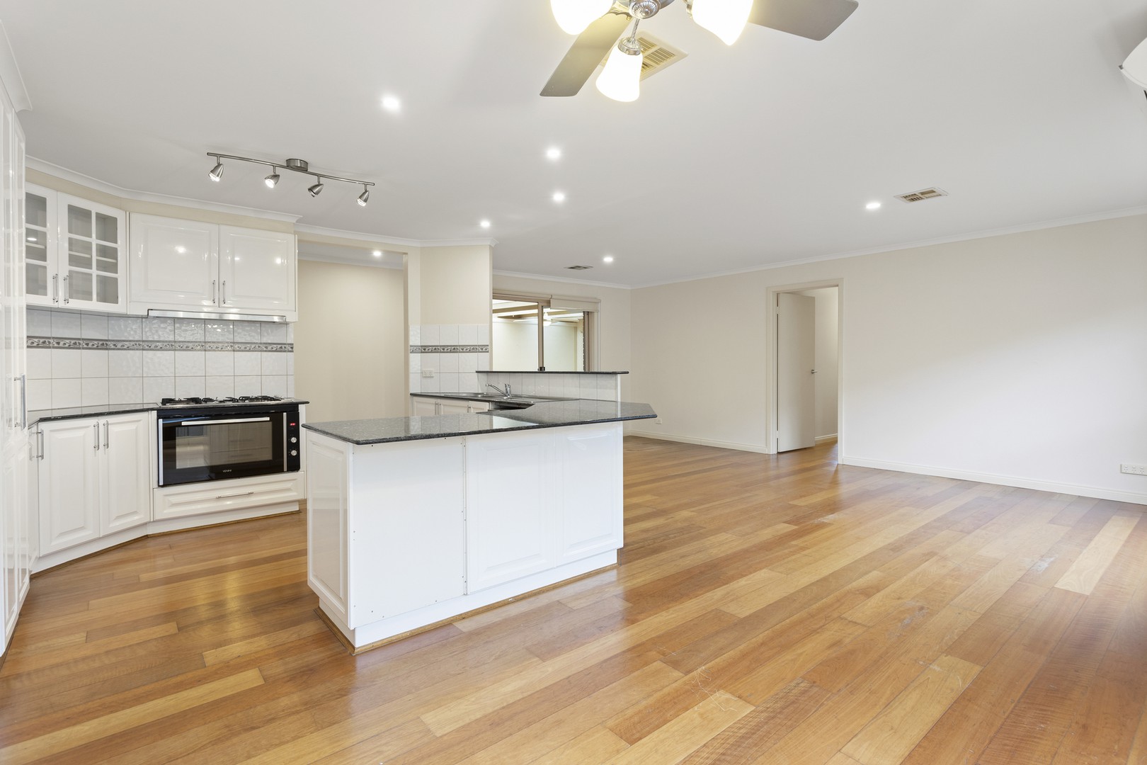 11 St Anthony Court, Seabrook, VIC 3028, Seabrook - Thumbnail 5