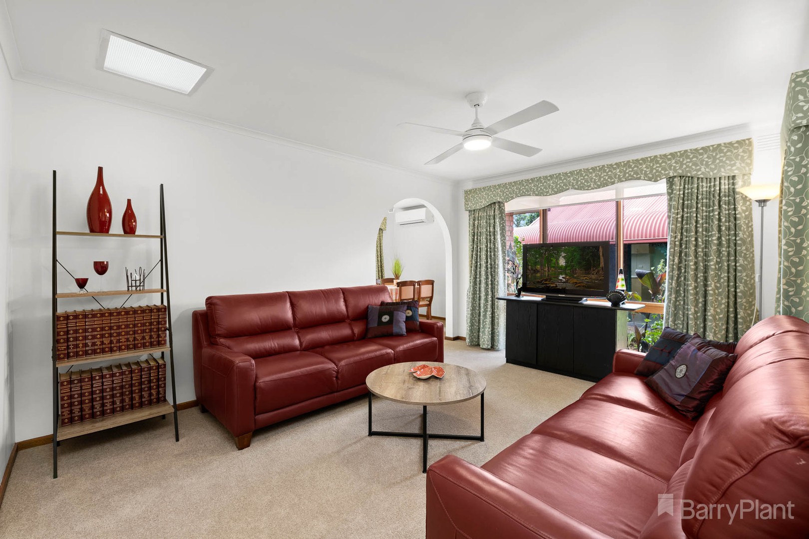 11 St Johns Court, Narre Warren, VIC 3805, Narre Warren - Thumbnail 2