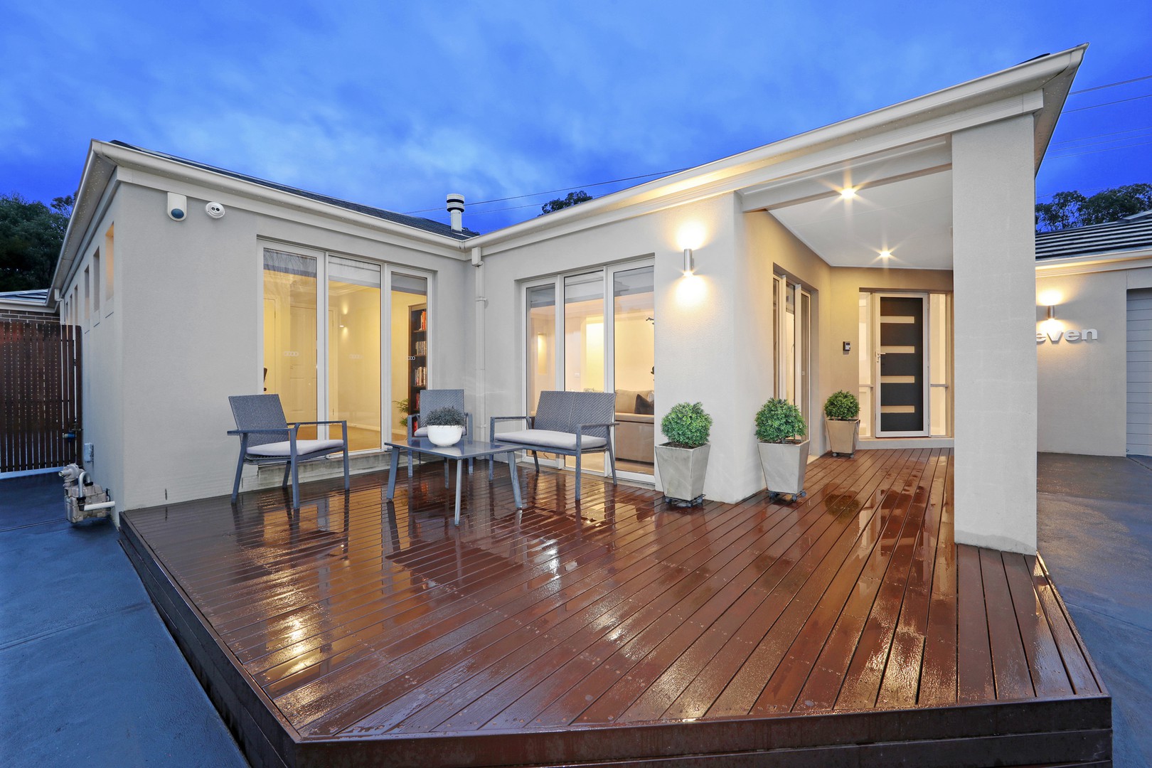 11 Straughan Close, Lysterfield, VIC 3156, Lysterfield - Thumbnail 2