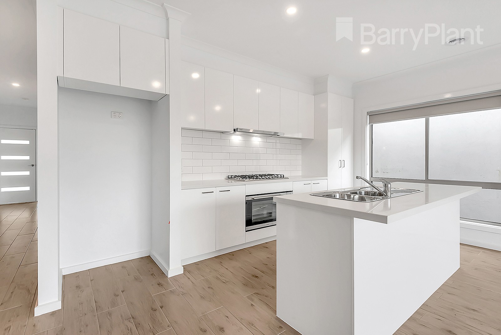 11 Sudbury Street, Mickleham, VIC 3064 - Thumbnail 2 - 08/09/2026