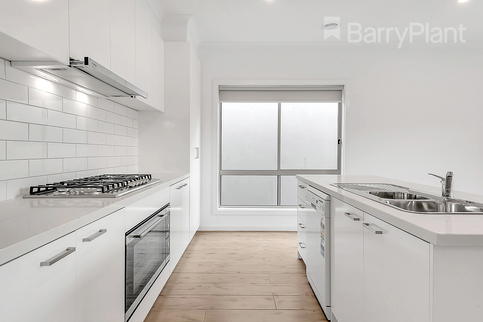 11 Sudbury Street, Mickleham, VIC 3064, Mickleham - Thumbnail 4