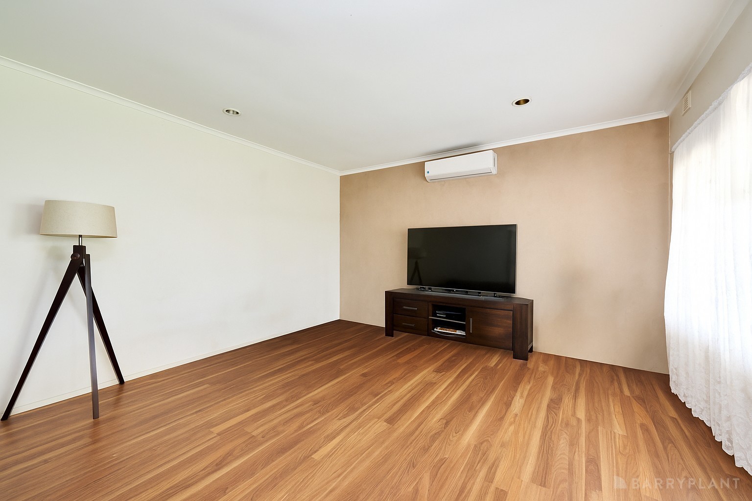 11 Sunline Avenue, Noble Park North, VIC 3174, Noble Park North - Thumbnail 3