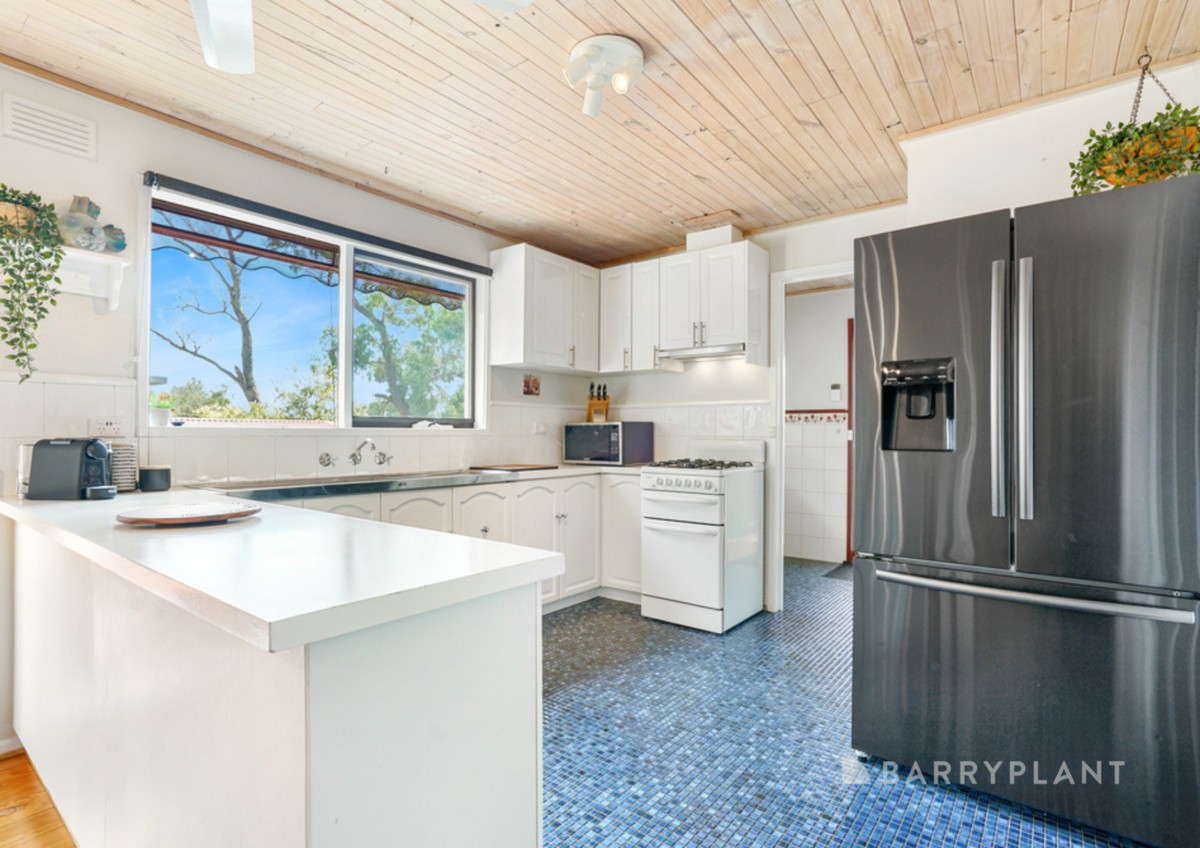 11 Sylvan Drive, Rosebud, VIC 3939, Rosebud - Thumbnail 8