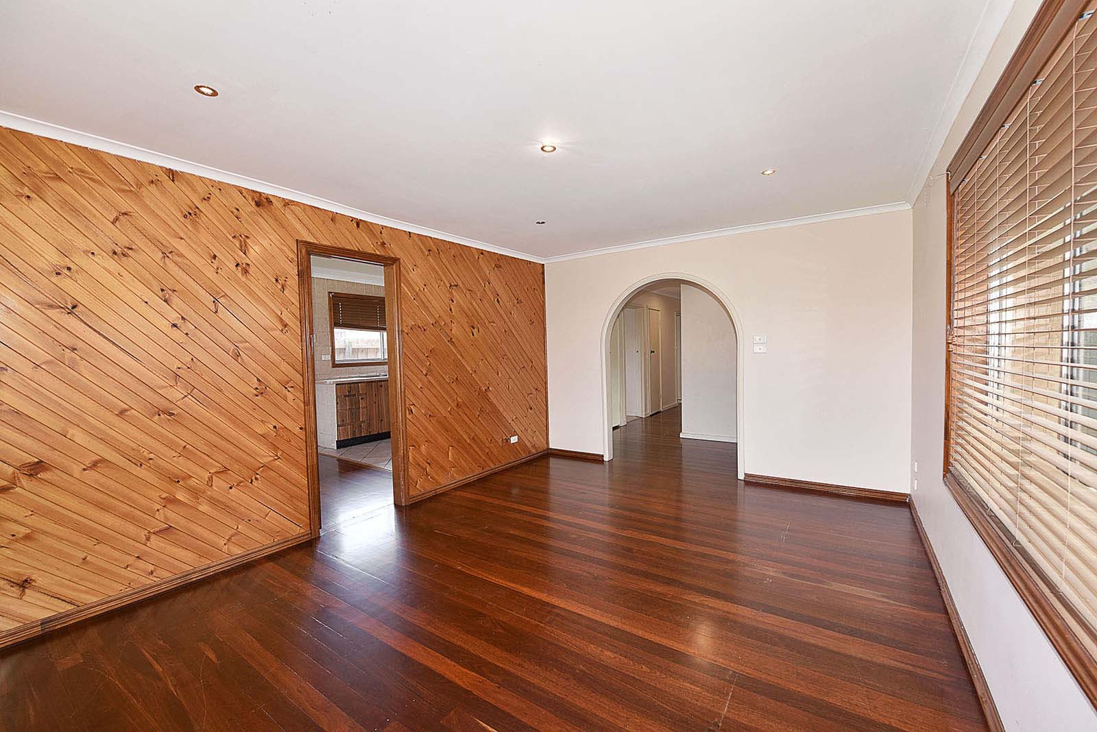11 Tadstan  Drive, Tullamarine, VIC 3043, Tullamarine - Thumbnail 2