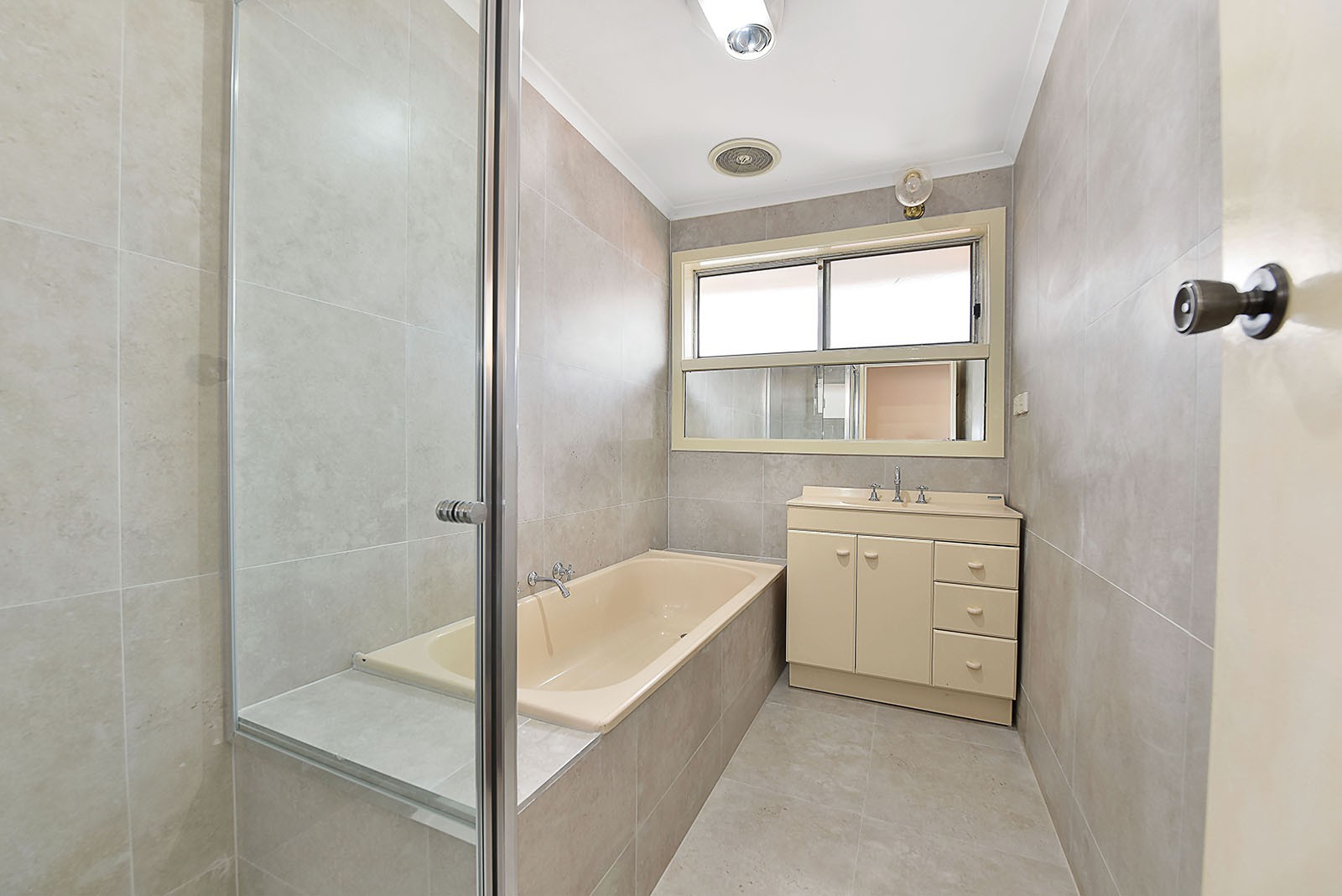 11 Tadstan  Drive, Tullamarine, VIC 3043, Tullamarine - Thumbnail 5