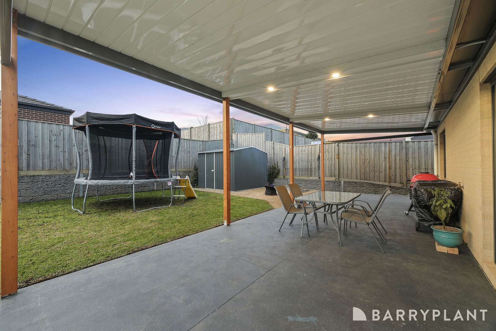 11 Tamar Avenue, Warragul, VIC 3820, Warragul - Thumbnail 2