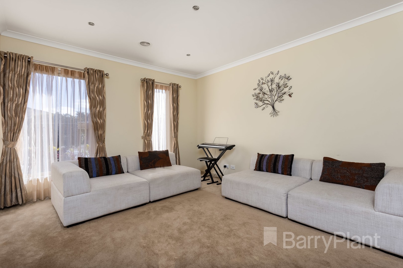 11 Tanoa Crescent, Point Cook, VIC 3030, Point Cook - Thumbnail 7