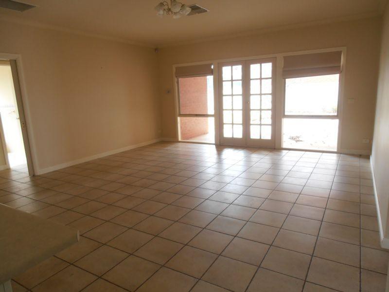 11 Tarrango Court, Mildura, VIC 3500, Mildura - Thumbnail 4
