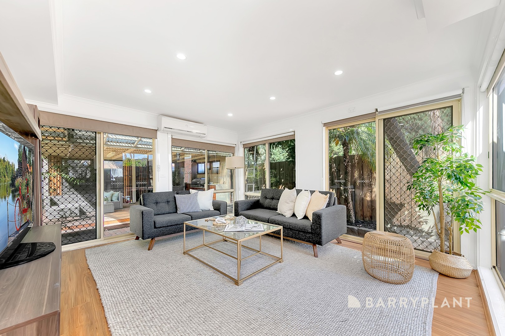 11 Tatlow Drive, Epping, VIC 3076, Epping - Thumbnail 3