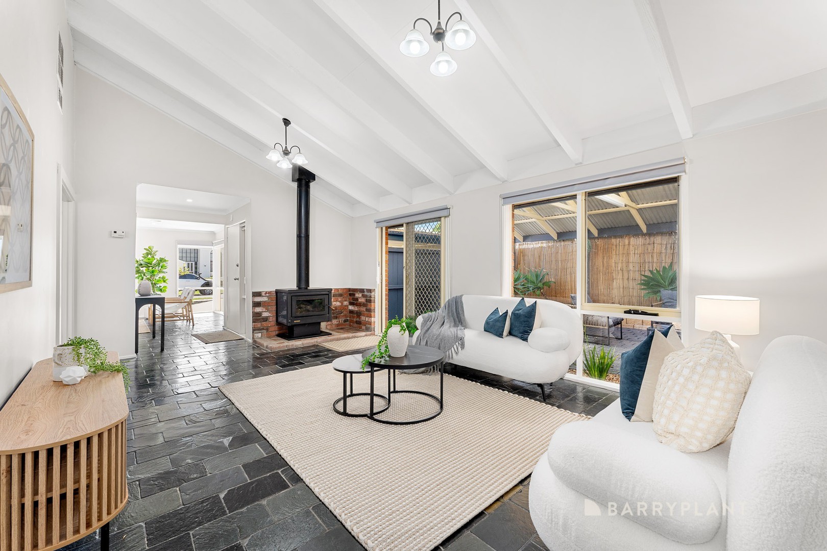 11 Tench Court, Mill Park, VIC 3082, Mill Park - Thumbnail 2