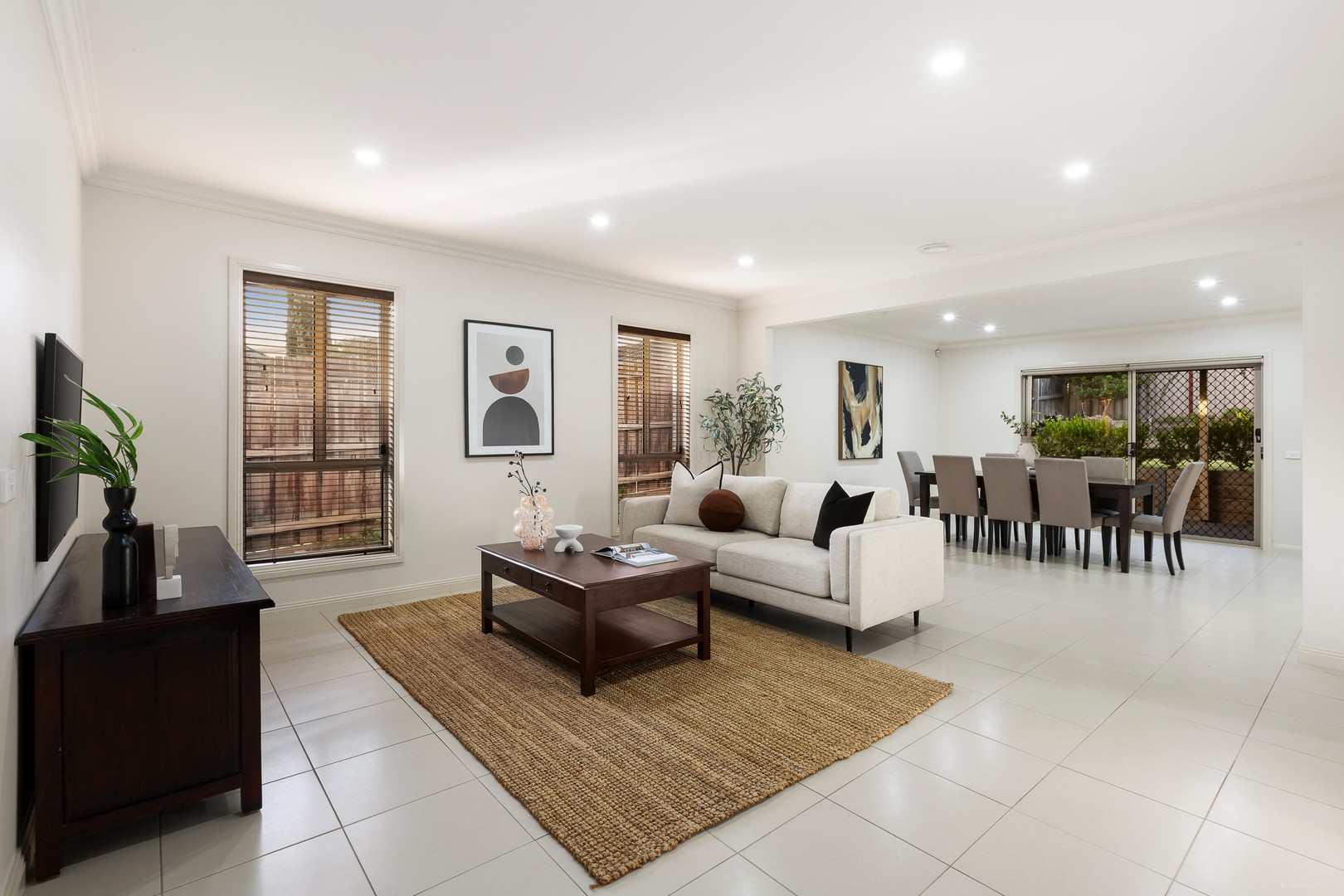 11 The Gables, South Morang, VIC 3752, South Morang - Thumbnail 4