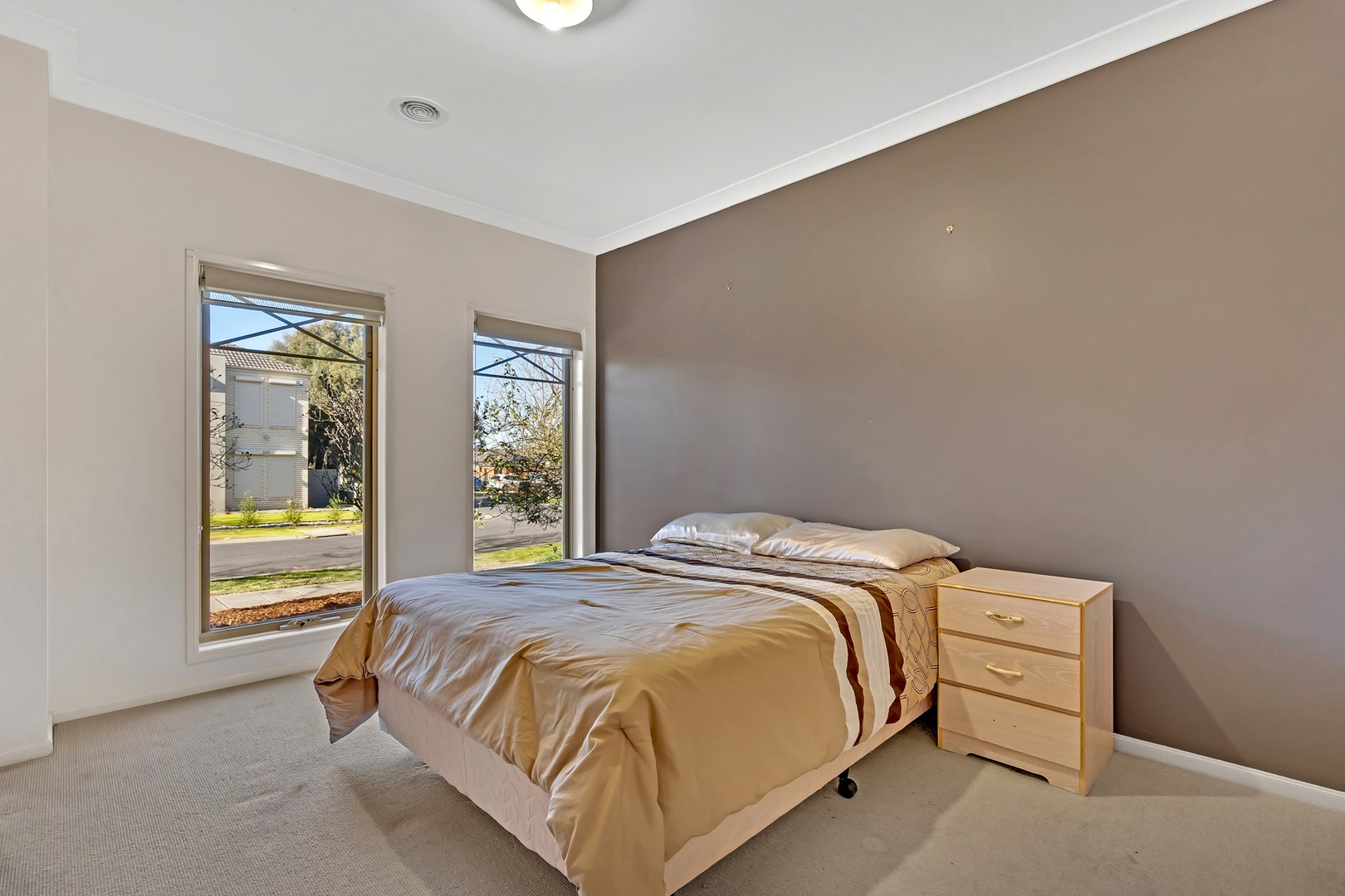 11 The Greenway, Craigieburn, VIC 3064, Craigieburn - Thumbnail 7