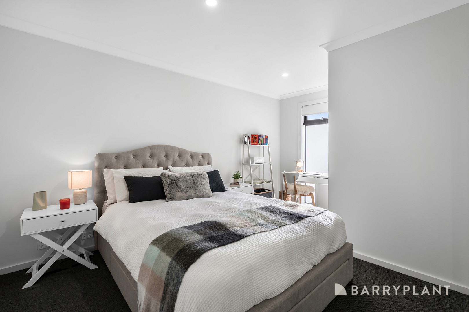 11 Thompson Crescent, Chirnside Park, VIC 3116, Chirnside Park - Thumbnail 5