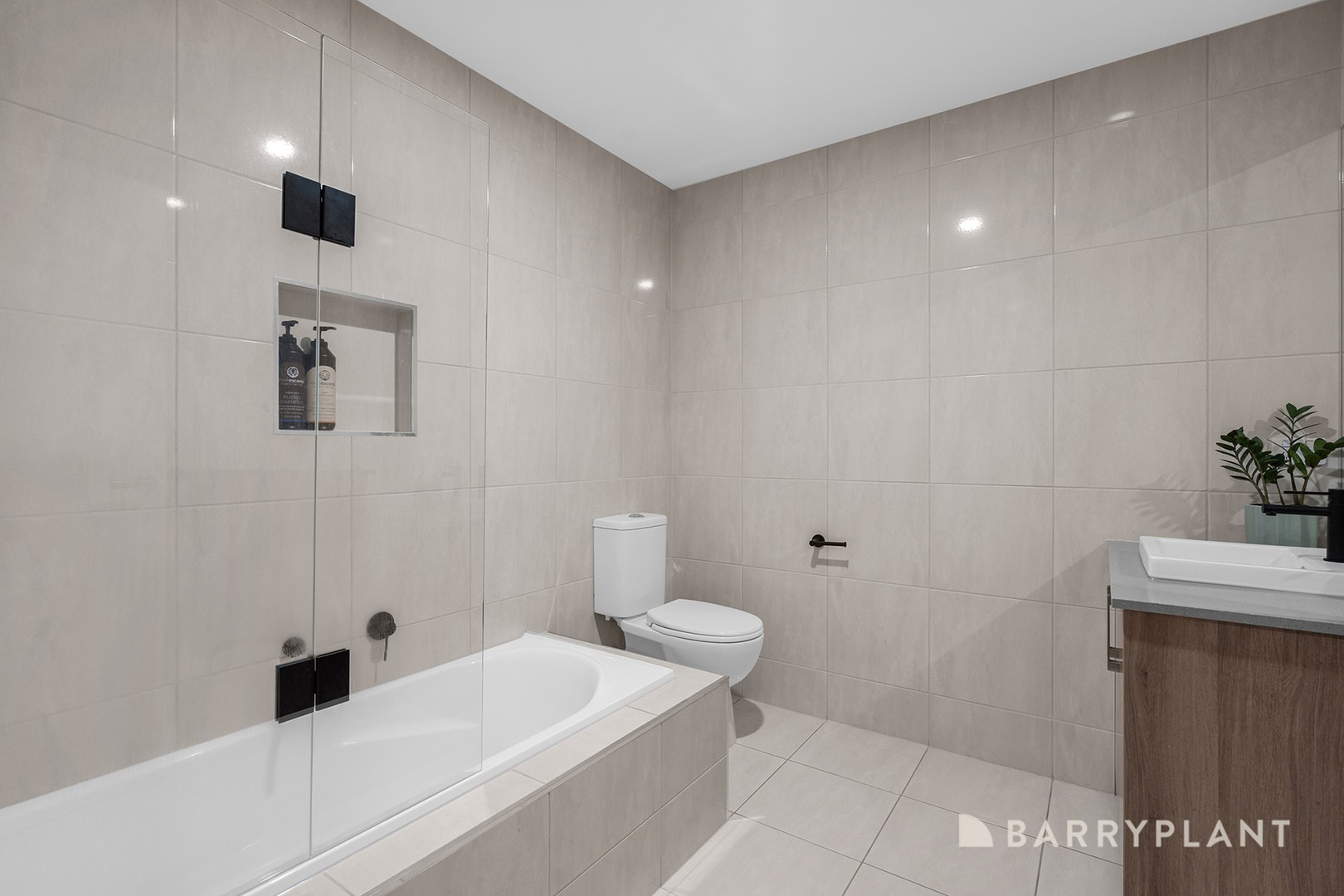 11 Thompson Crescent, Chirnside Park, VIC 3116, Chirnside Park - Thumbnail 8