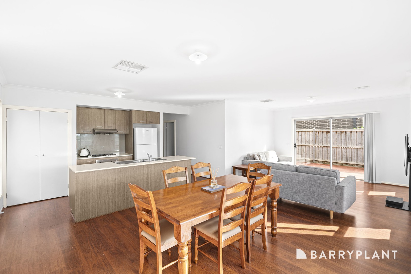 11 Toddington Avenue, Williams Landing, VIC 3027, Williams Landing - Thumbnail 5
