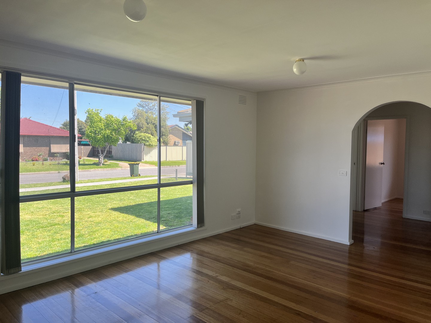 11 Topaz Avenue, Wyndham Vale, VIC 3024, Wyndham Vale - Thumbnail 2