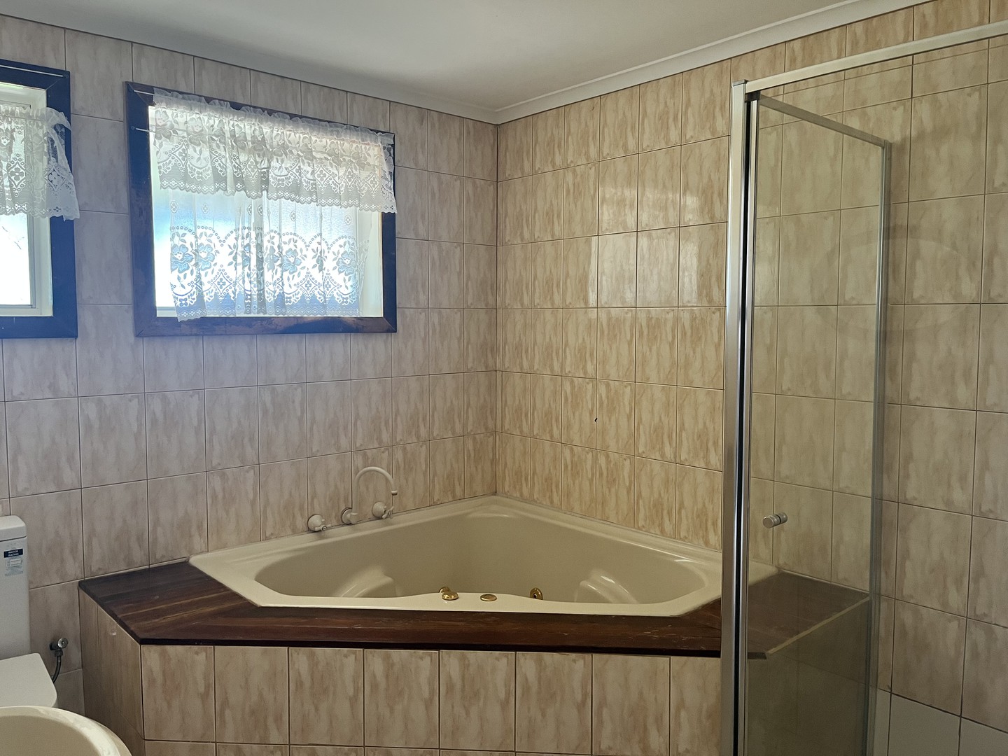 11 Topaz Avenue, Wyndham Vale, VIC 3024, Wyndham Vale - Thumbnail 7