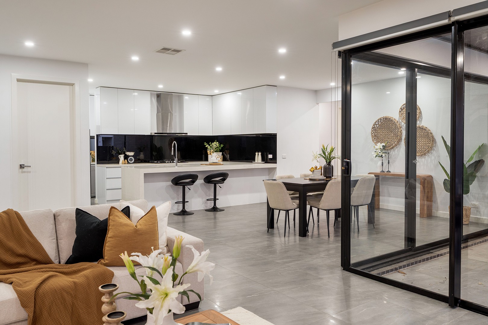 11 Trift Street, Craigieburn, VIC 3064, Craigieburn - Thumbnail 8