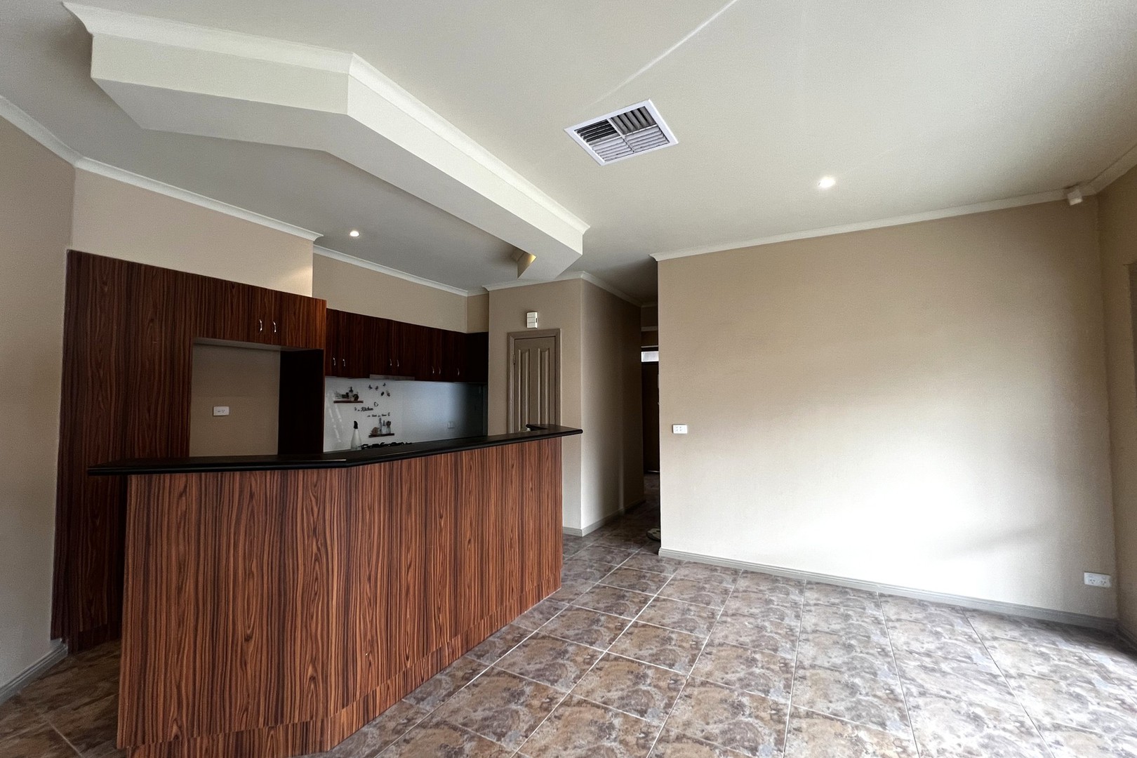 11 Tucker Place, Caroline Springs, VIC 3023, Caroline Springs - Thumbnail 4