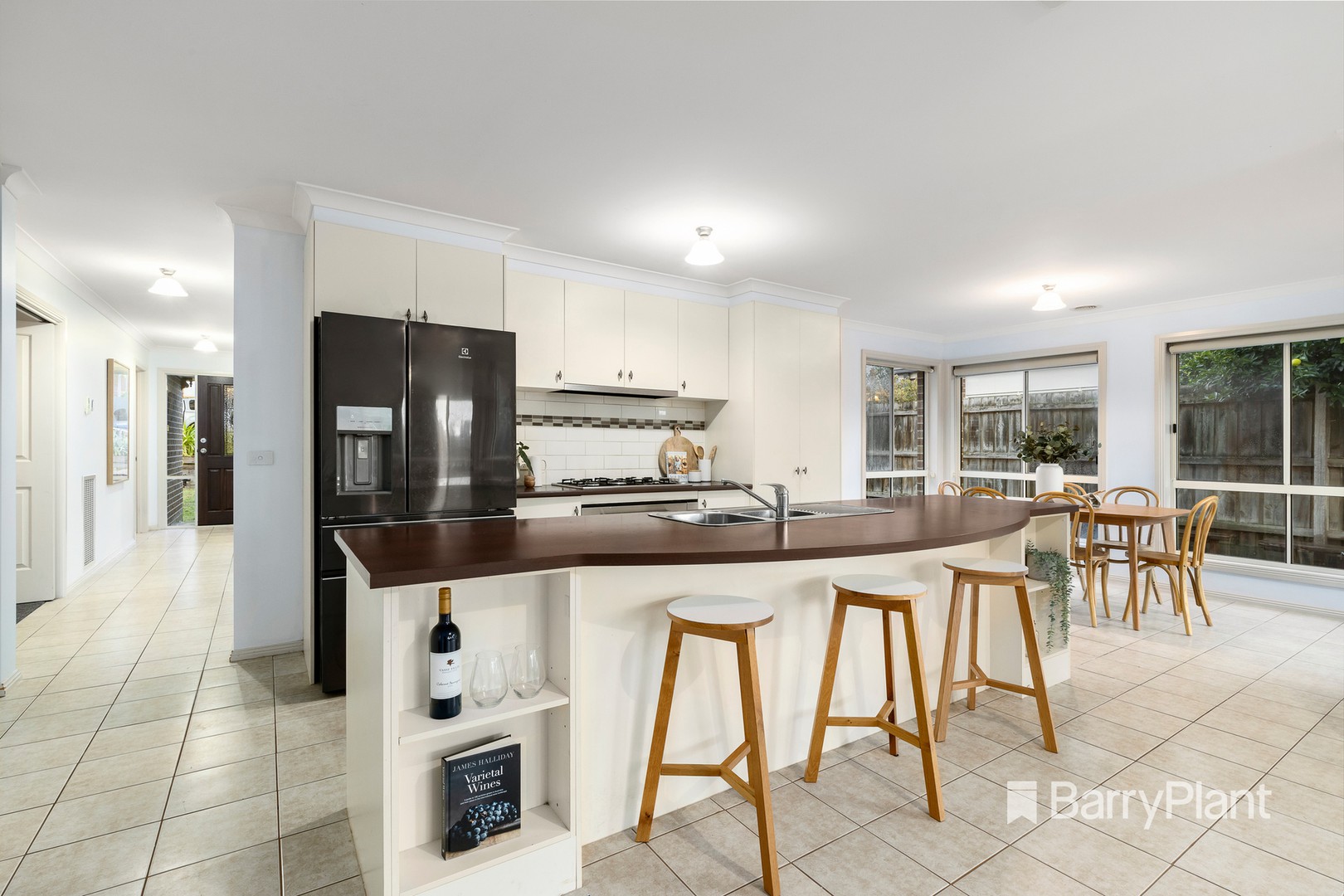 11 Tudor Drive, Mooroolbark, VIC 3138, Mooroolbark - Thumbnail 3