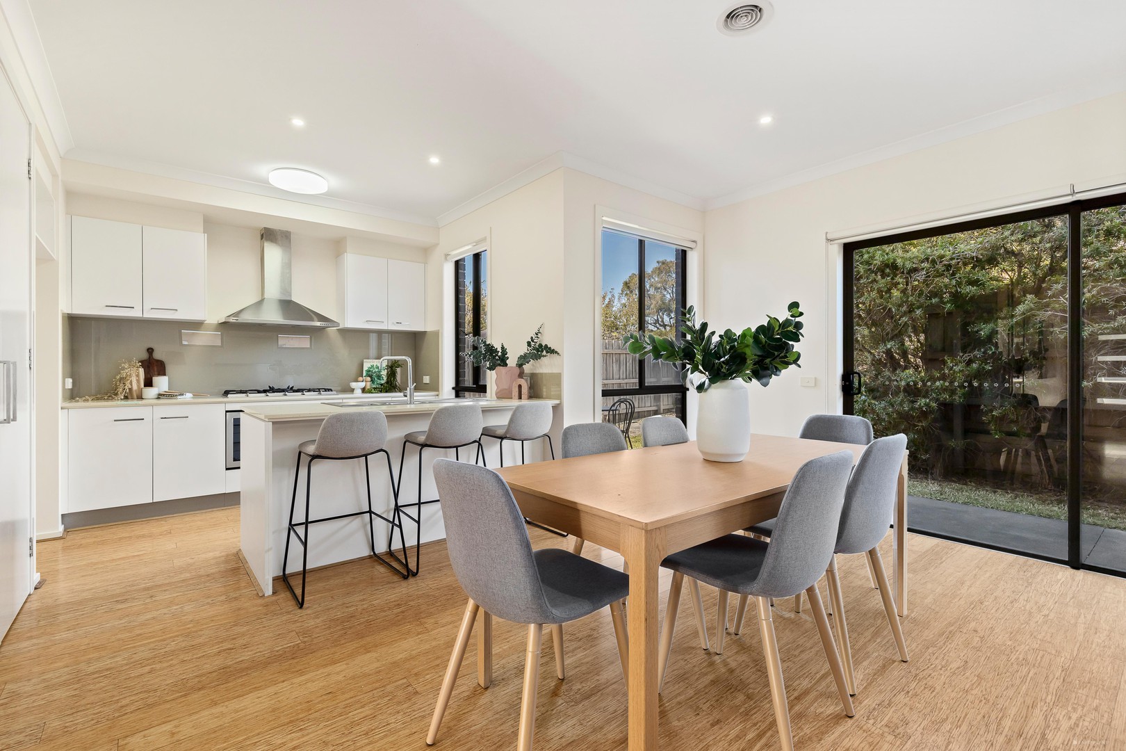 11 Twyford Street, Box Hill North, VIC 3129, Box Hill North - Thumbnail 3