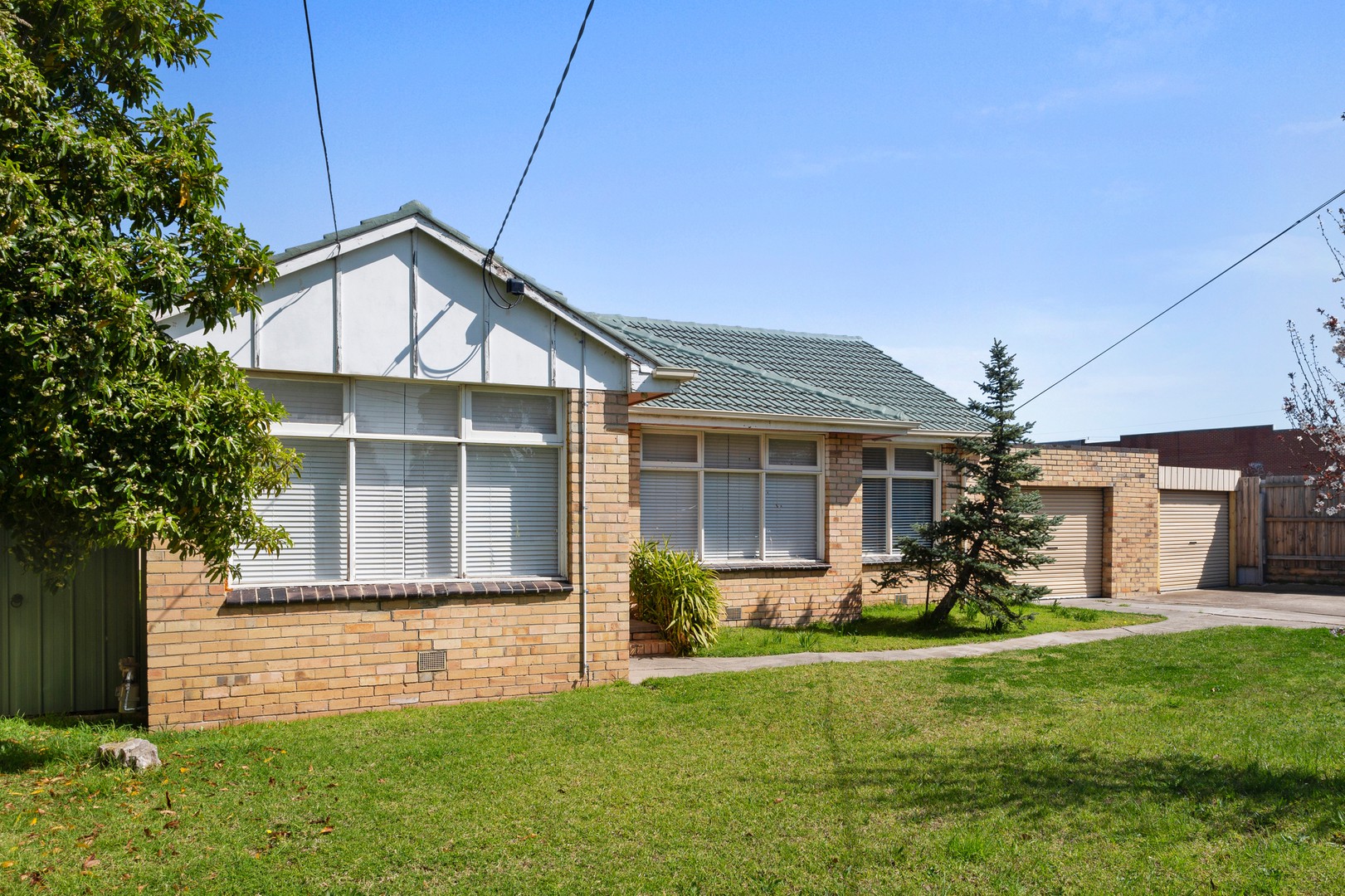 11 Urana Drive, Keilor East, VIC 3033, Keilor East - Thumbnail 2
