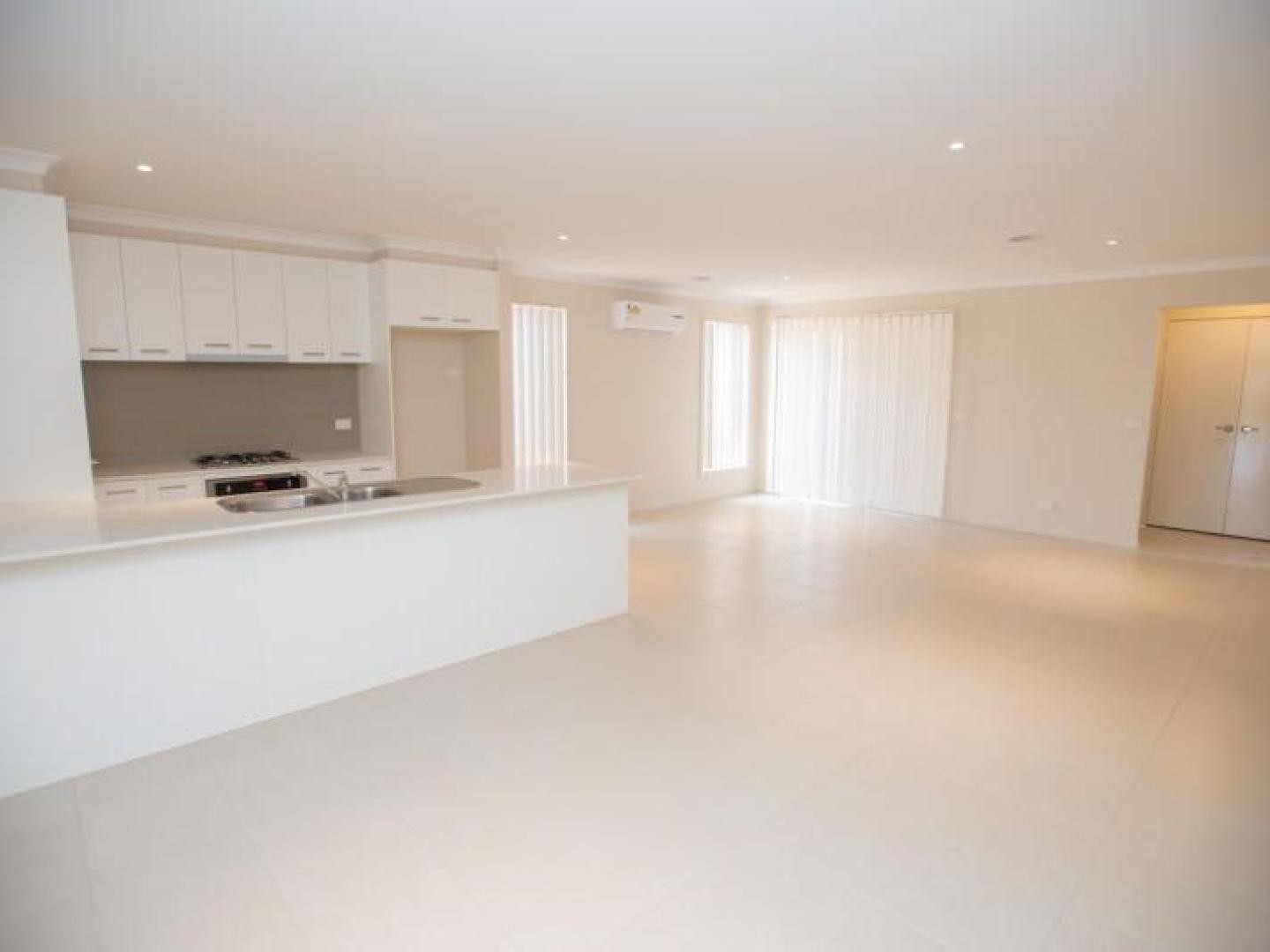 11 Verona Street, Greenvale, VIC 3059, Greenvale - Thumbnail 3