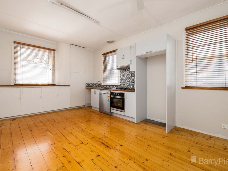 11 Victoria Street, Drouin, VIC 3818, Drouin - Thumbnail 3