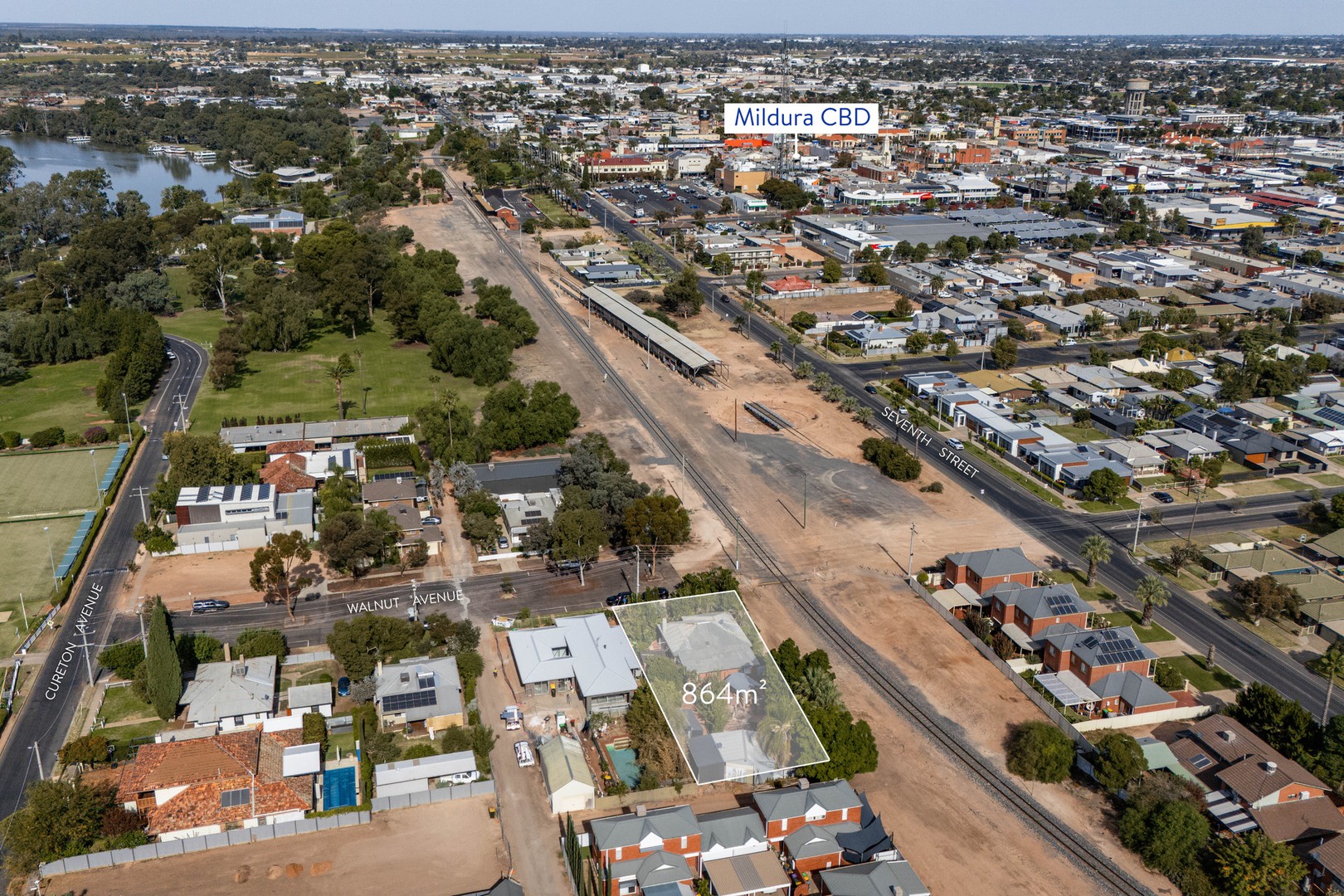 11 Walnut Avenue, Mildura, VIC 3500 - Thumbnail 2 - 22/04/2025