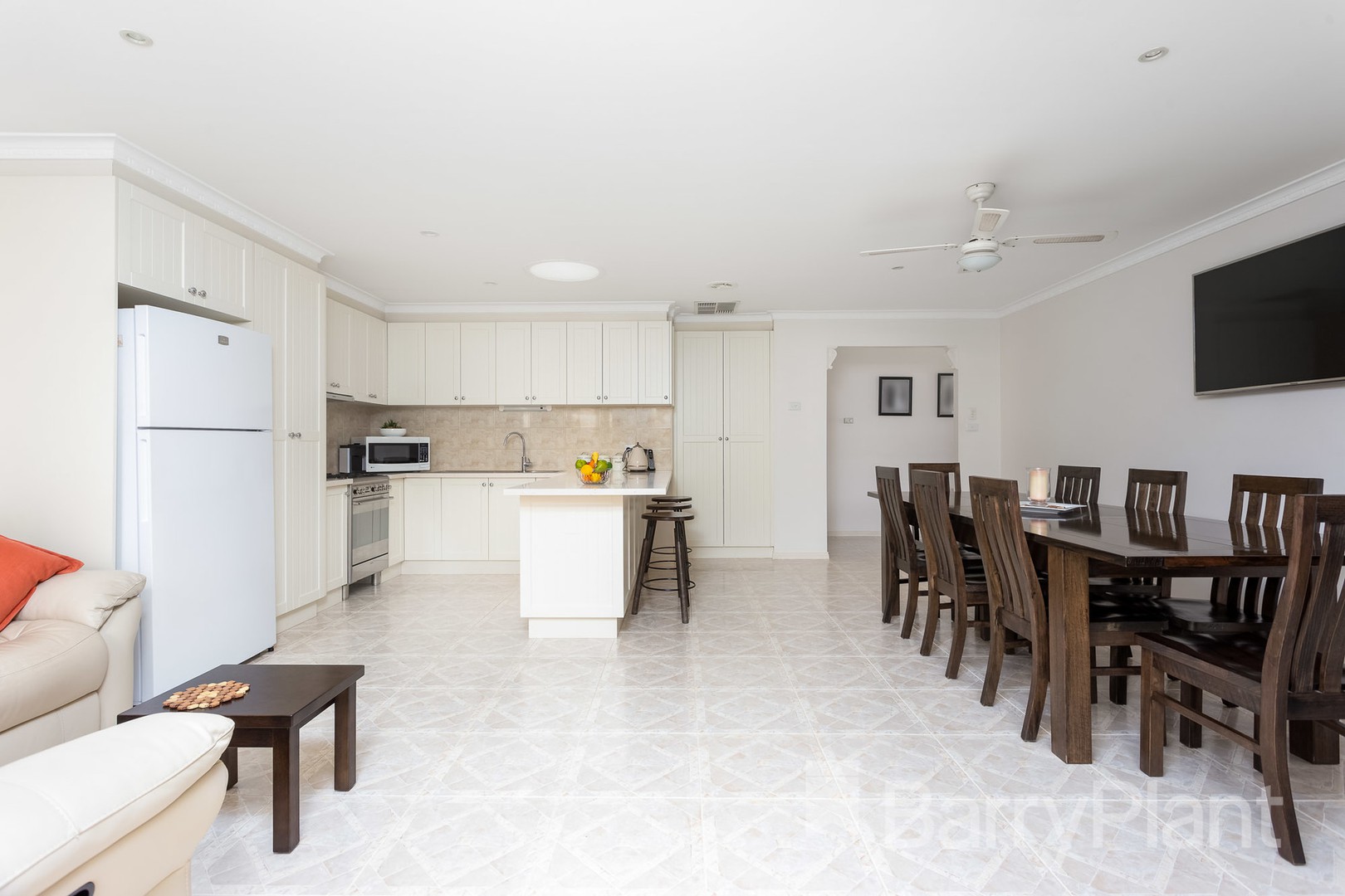 11 Watermark Way, Point Cook, VIC 3030, Point Cook - Thumbnail 7