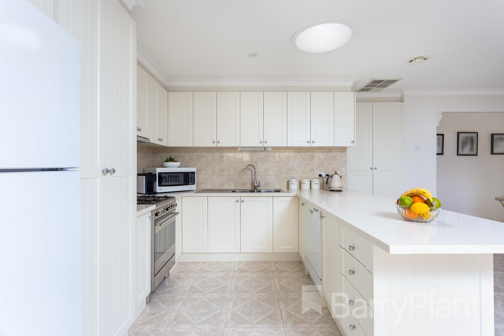 11 Watermark Way, Point Cook, VIC 3030, Point Cook - Thumbnail 6
