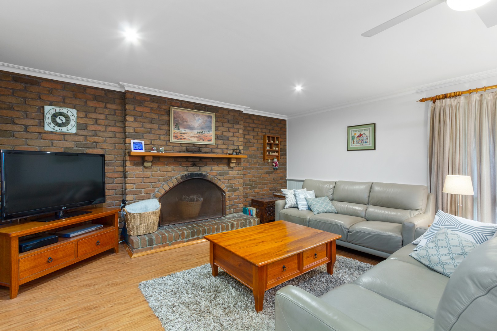 11 Welham Road, Mooroolbark, VIC 3138, Mooroolbark - Thumbnail 3