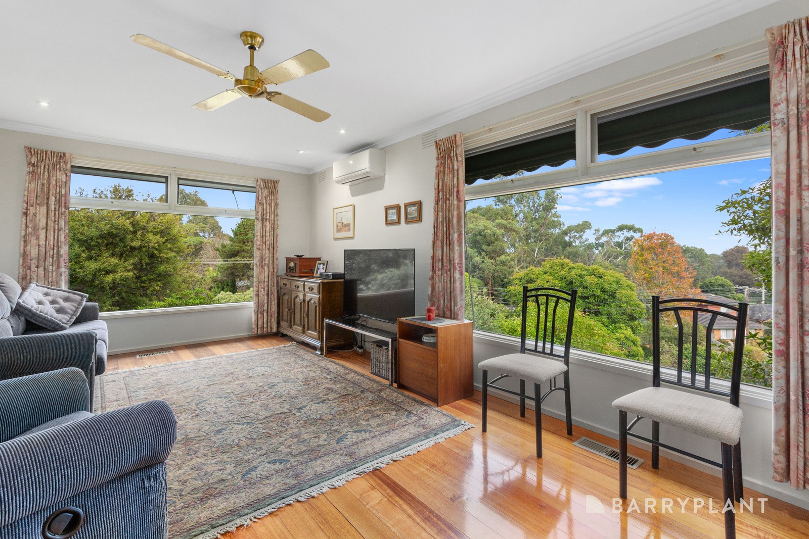 11 Wells Avenue, Boronia, VIC 3155 - Thumbnail 2 - 10/05/2024