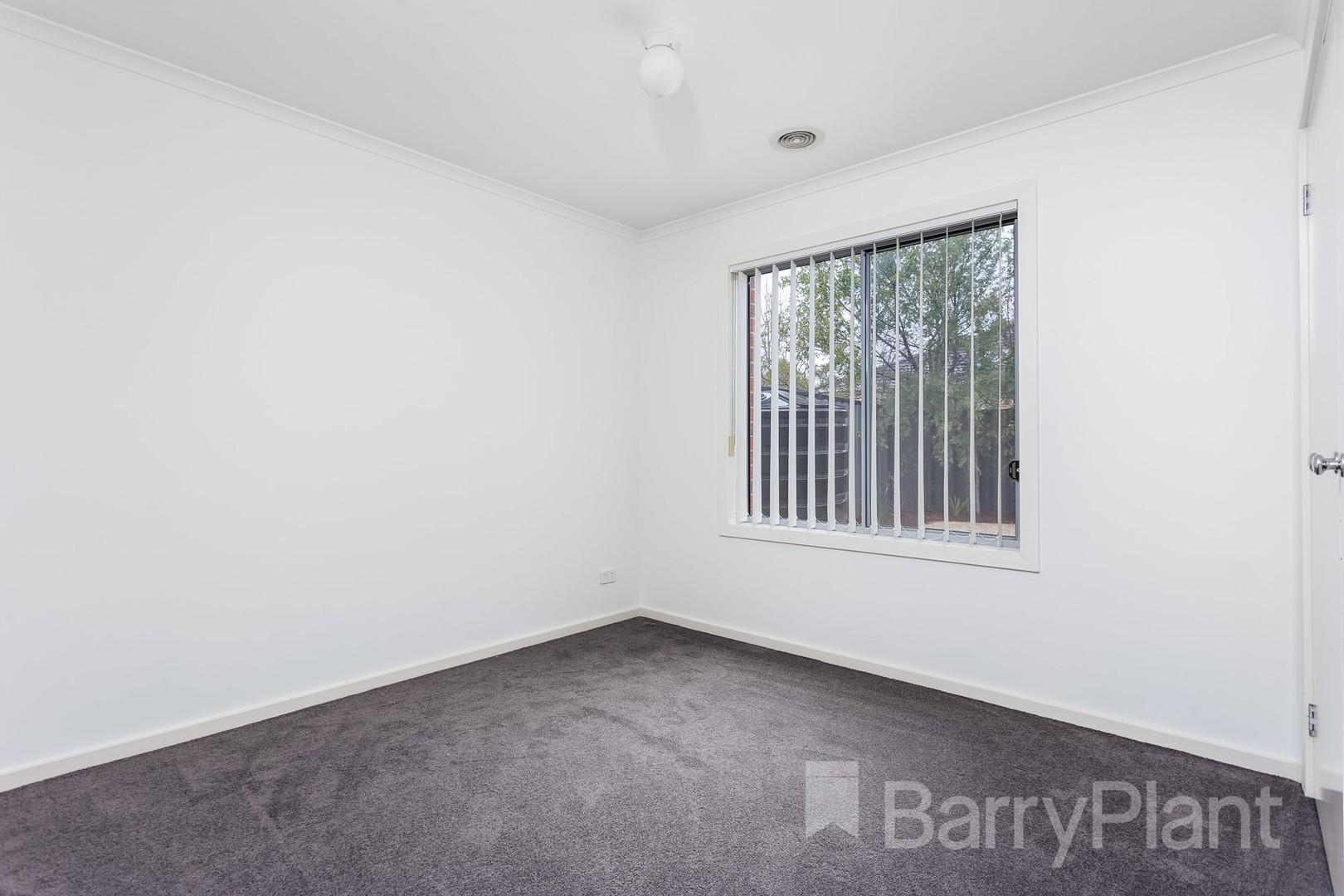 11 West Cornhill Way, Point Cook, VIC 3030, Point Cook - Thumbnail 8