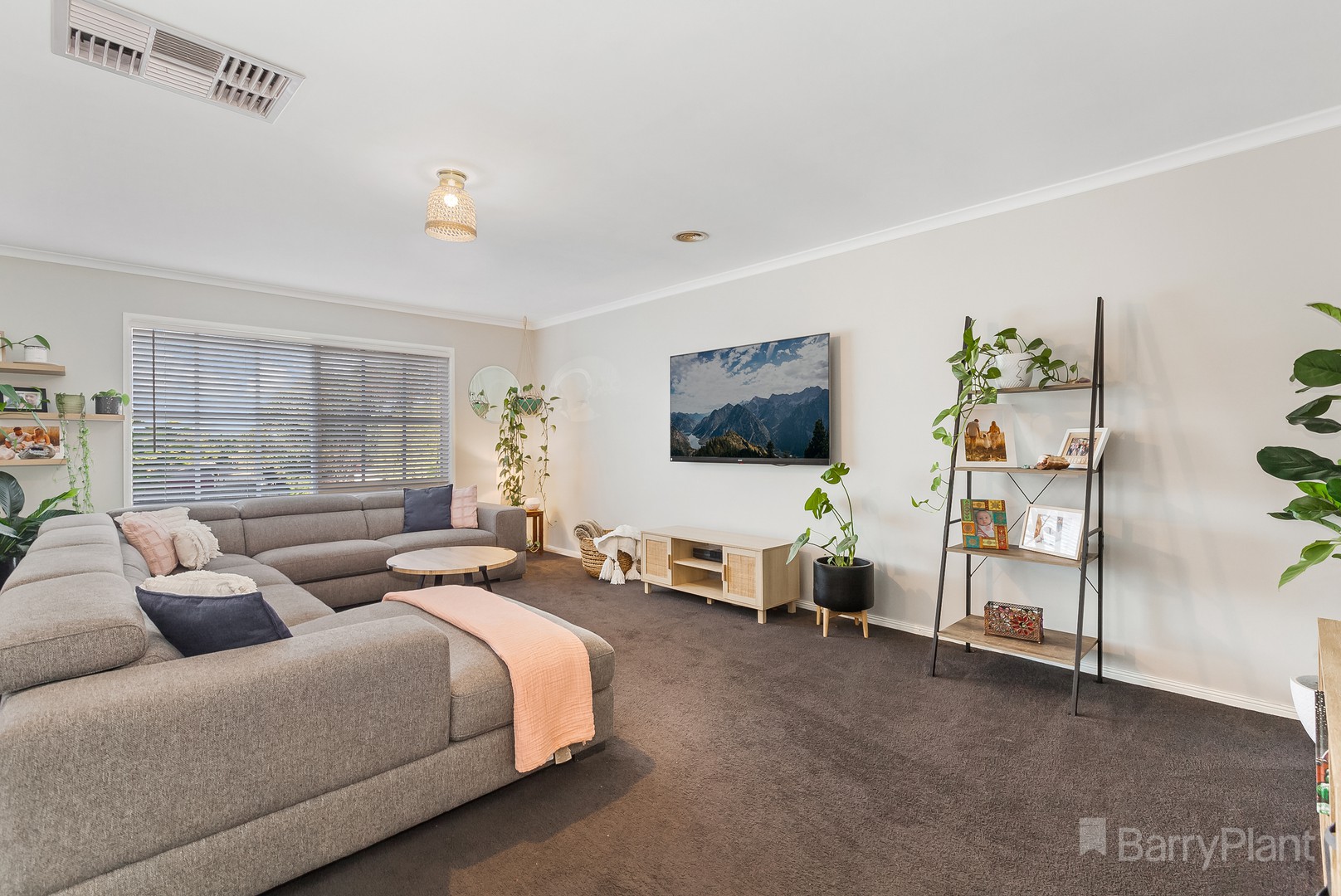 11 Wiggins Place, Wallan, VIC 3756, Wallan - Thumbnail 4
