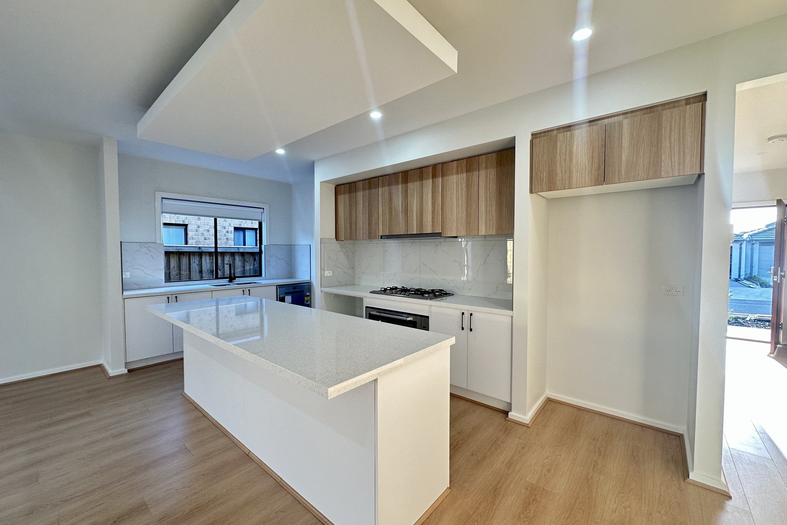 11 Wildlife Circuit, Fraser Rise, VIC 3336 - Thumbnail 1 - 04/10/2024