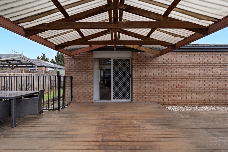 11 Windsong Way, Point Cook, VIC 3030 - Thumbnail 1 - 10/09/2026