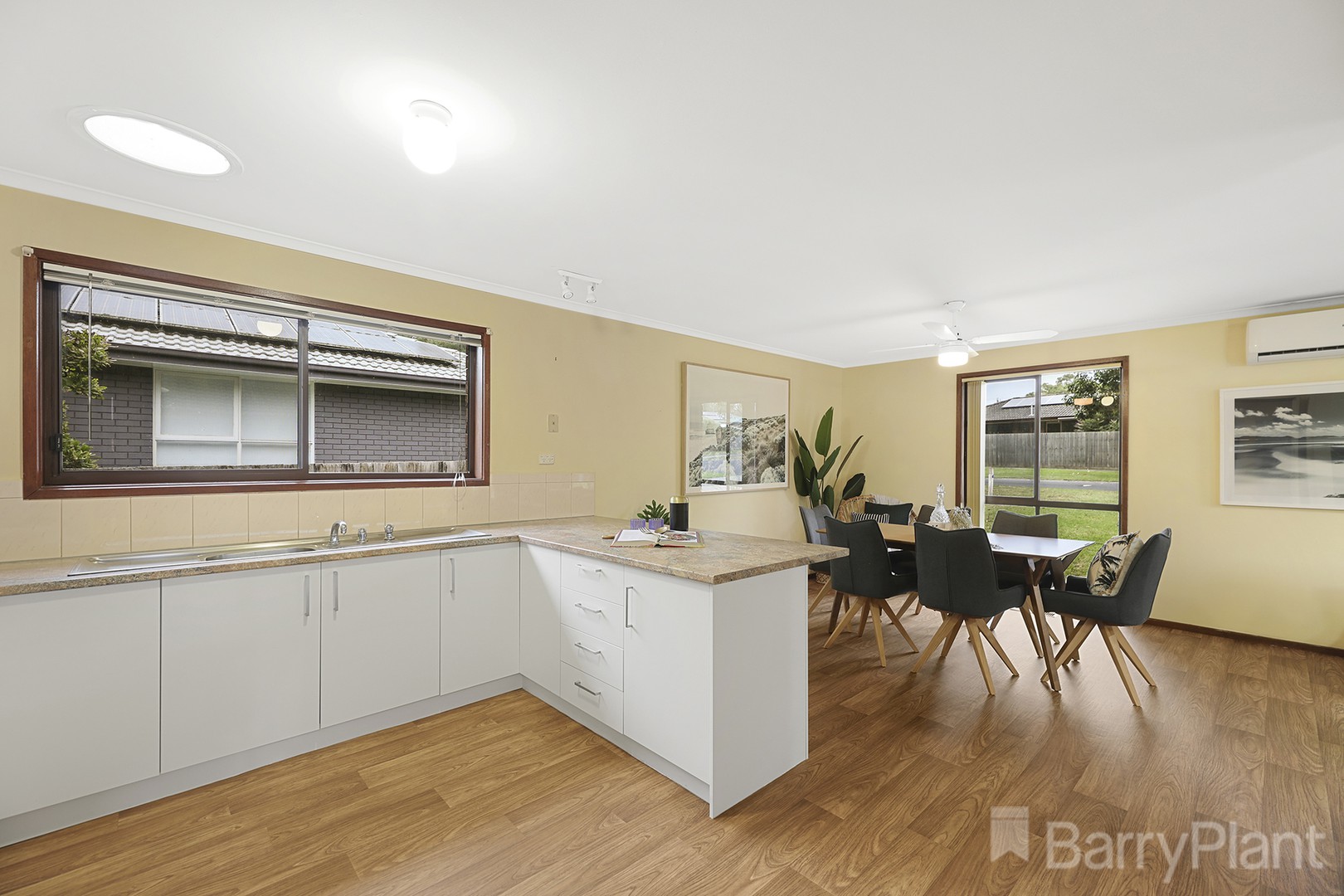 11 Wood Street, Drouin, VIC 3818, Drouin - Thumbnail 6