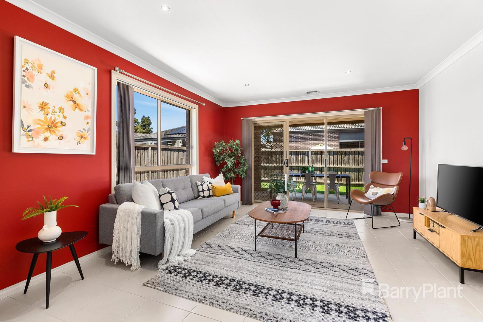 11 Yantara Walk, South Morang, VIC 3752, South Morang - Thumbnail 4