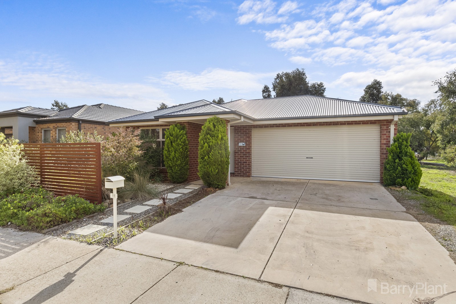 11 Yellowgum Drive, Epsom, VIC 3551, Epsom - Thumbnail 2