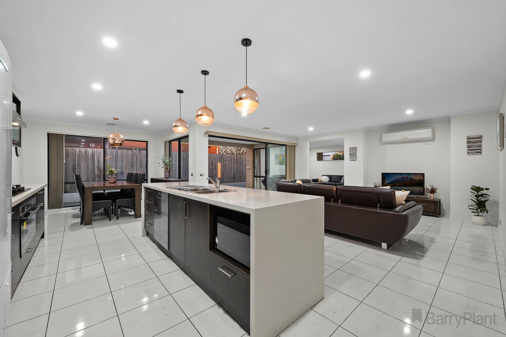 11 Yemaya Place, Berwick, VIC 3806, Berwick - Thumbnail 7