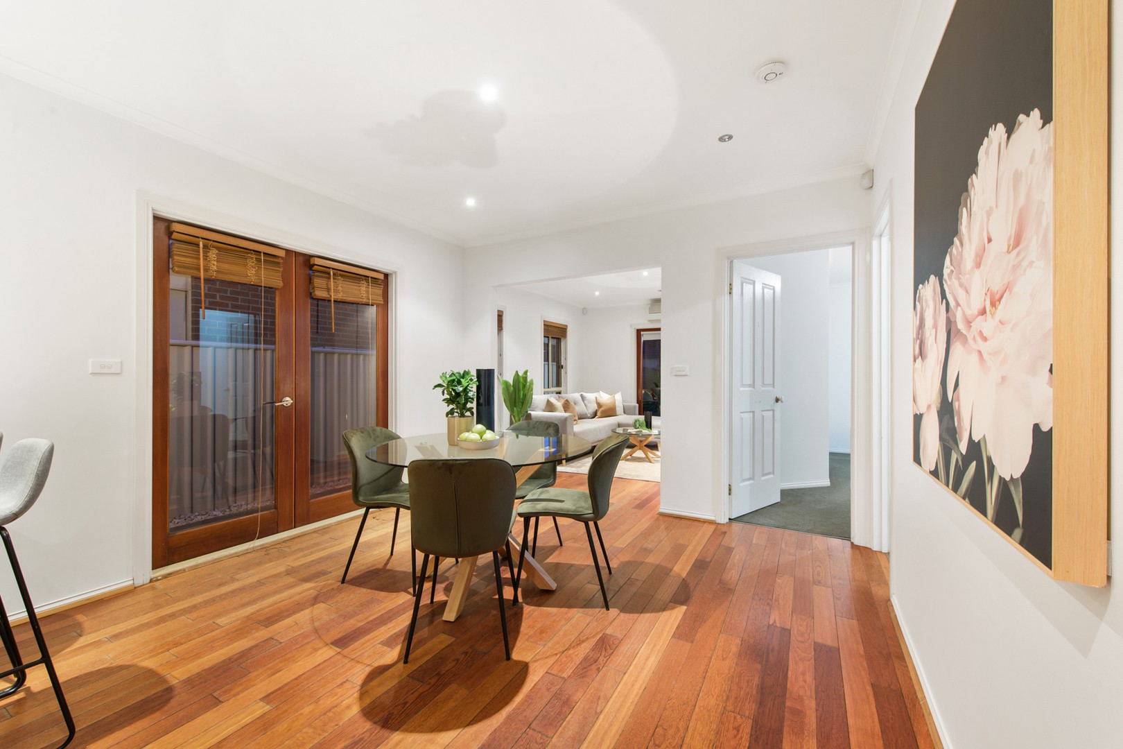 11 Yendon CloseCaroline Springs, VIC 3023, Caroline Springs - Thumbnail 2