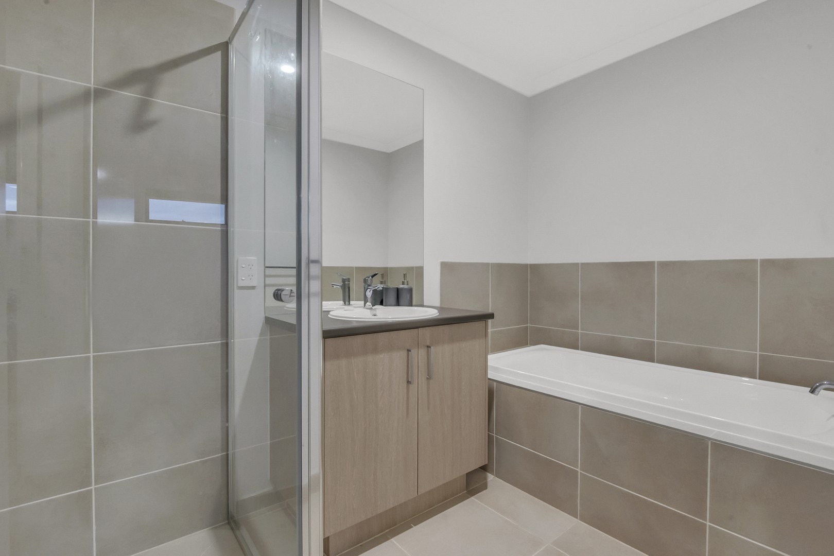 110 English Street, Donnybrook, VIC 3064, Donnybrook - Thumbnail 3