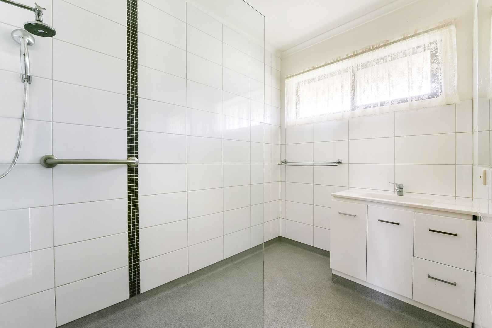 110 Lemins Road, Waurn Ponds, VIC 3216, Waurn Ponds - Thumbnail 5
