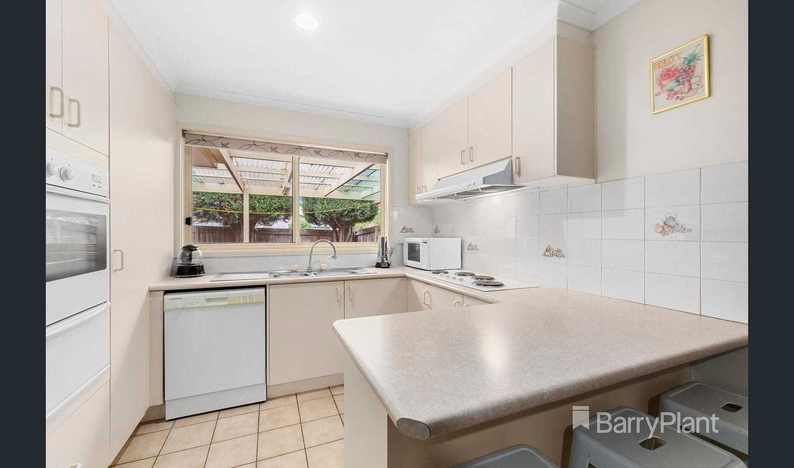 110 Pindari Avenue, Mill Park, VIC 3082, Mill Park - Thumbnail 4