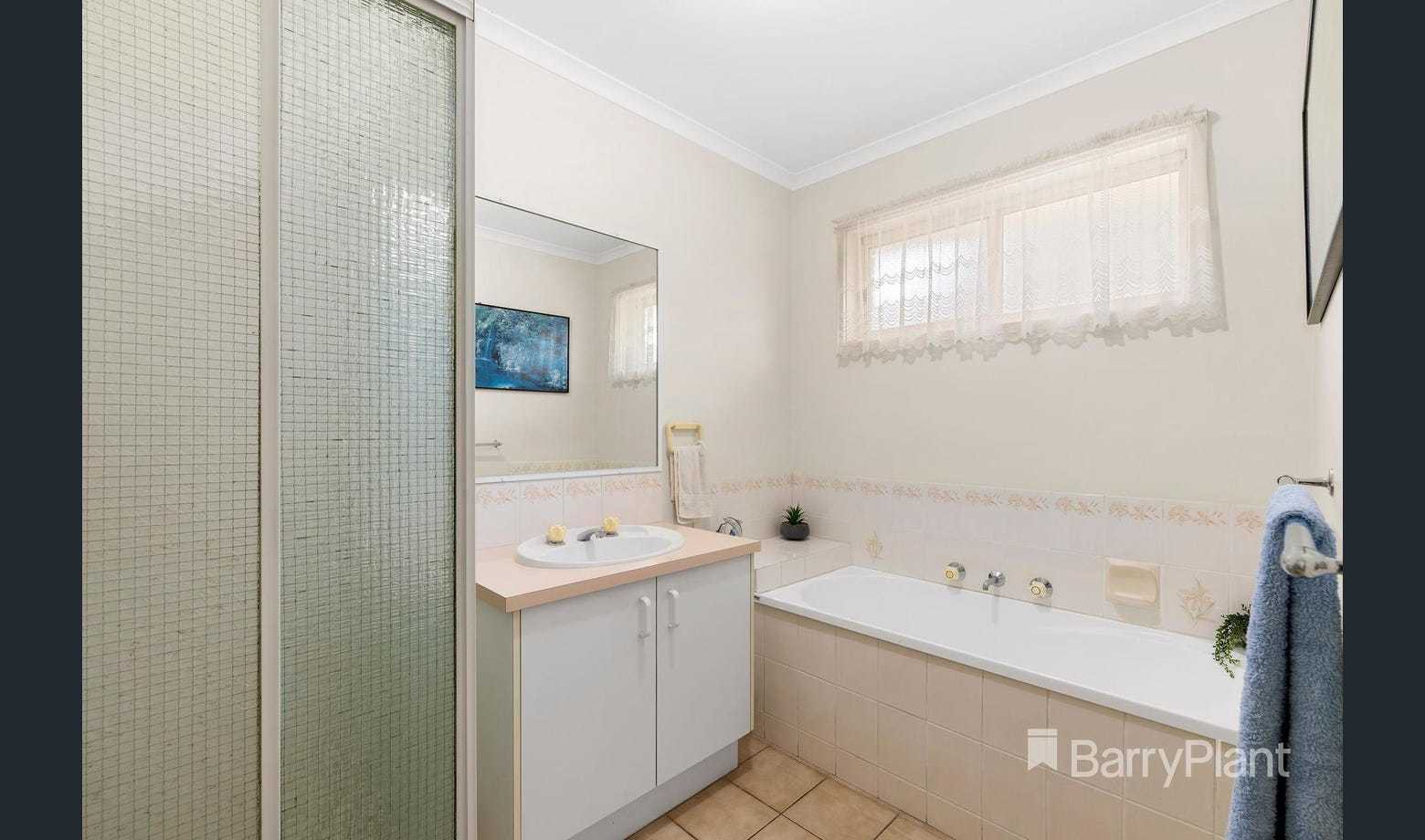 110 Pindari Avenue, Mill Park, VIC 3082, Mill Park - Thumbnail 5